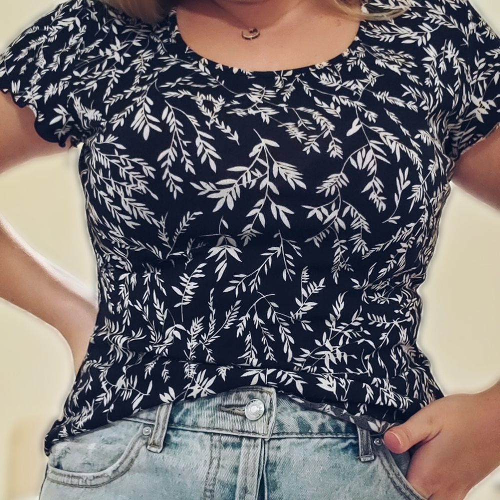Black floral top